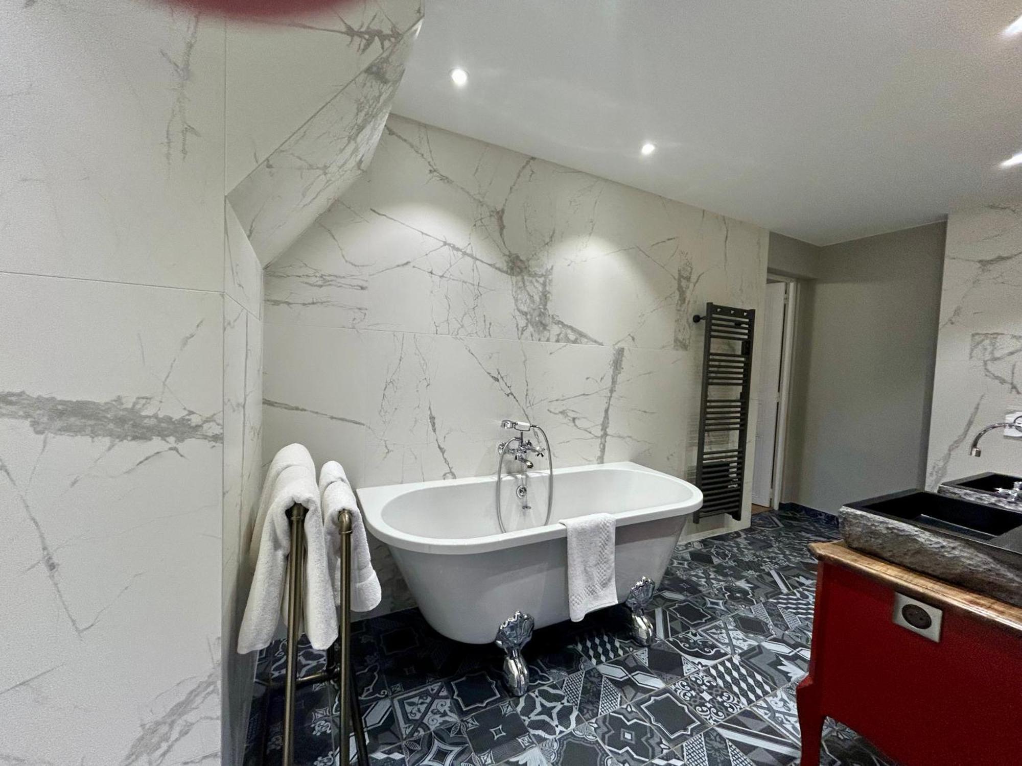 Chateau De La Rive - Suite Prestige - Chambre 2 Personnes Cruet Eksteriør bilde