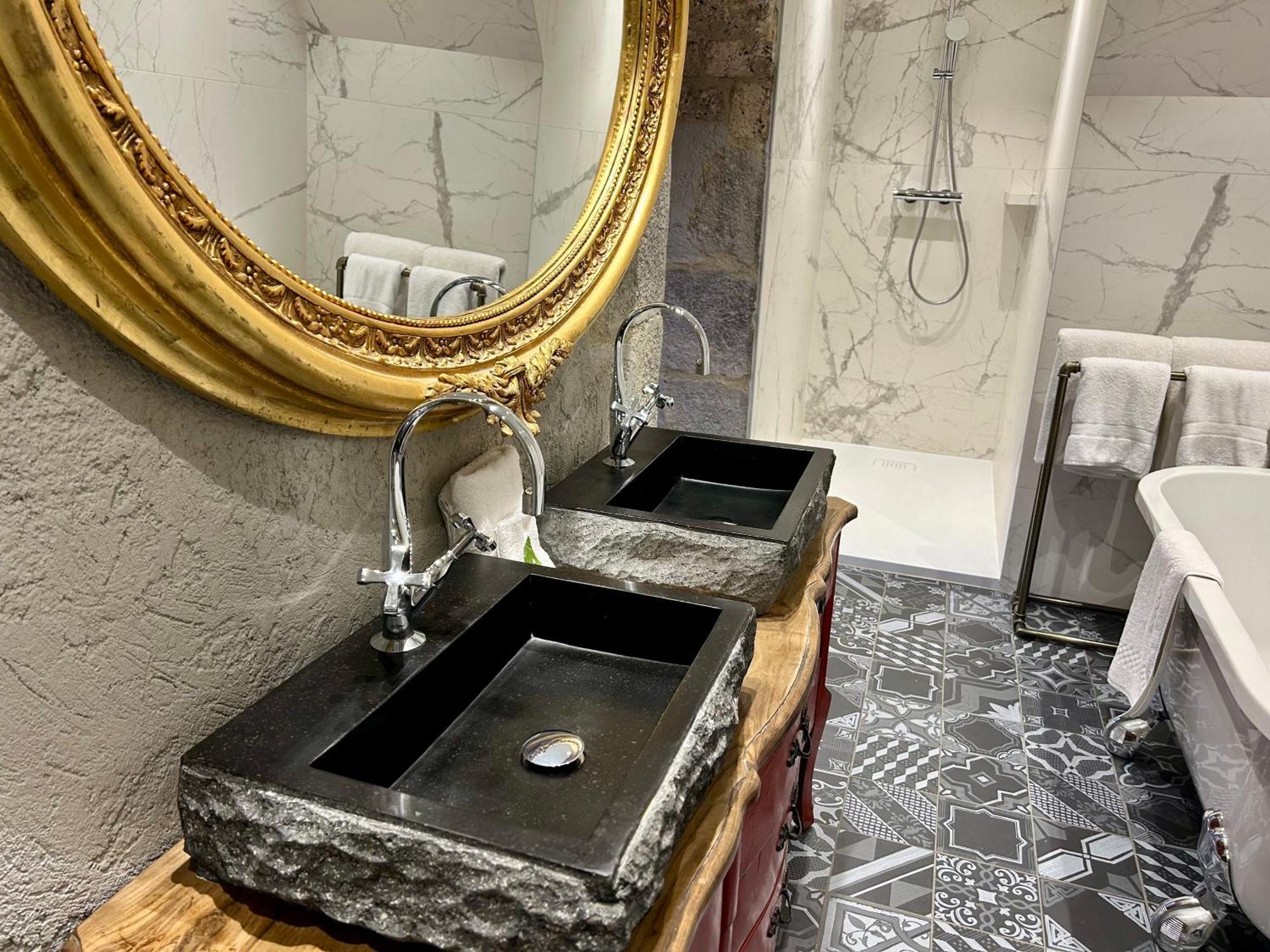 Chateau De La Rive - Suite Prestige - Chambre 2 Personnes Cruet Eksteriør bilde